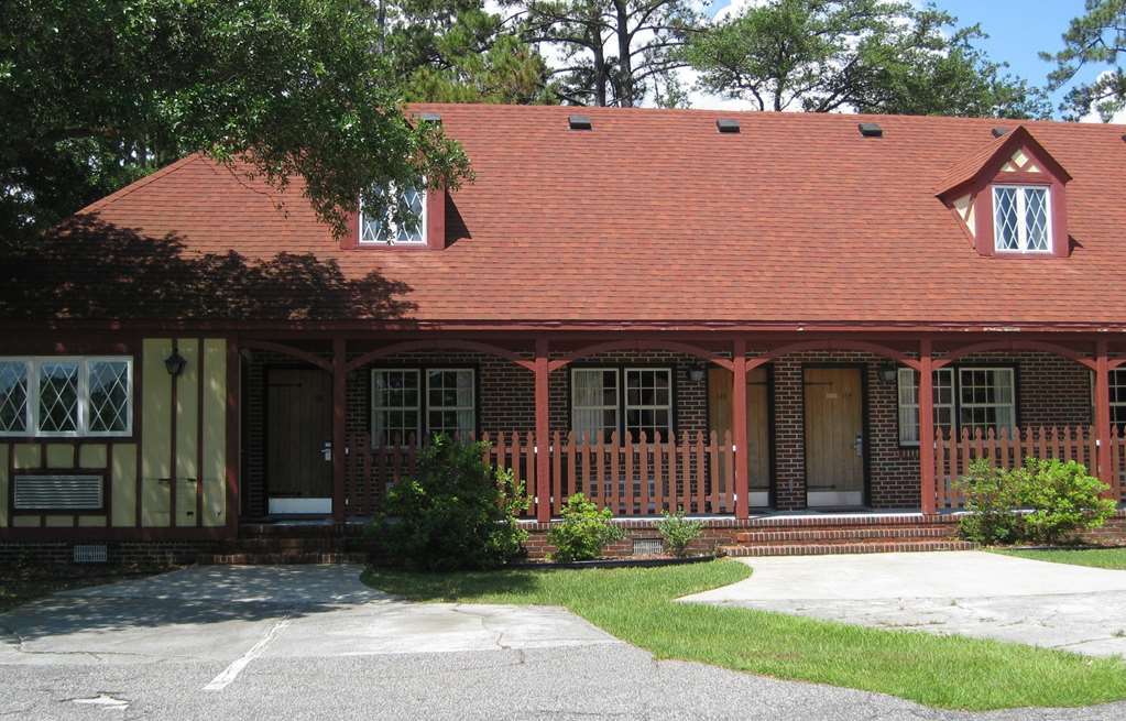 Elizabethan Inn Manteo Exterior foto